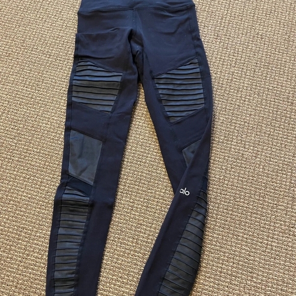 Alo leggings - Picture 6 of 6